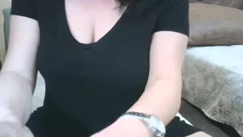 HotMomAlex online show from March 8, 6:45 pm