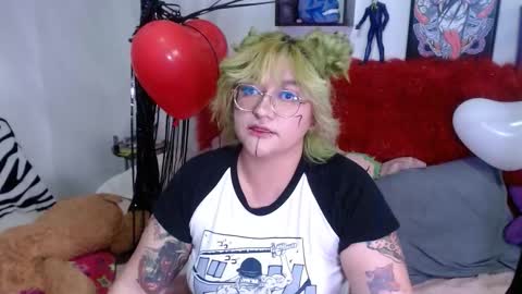 xxgreengoodxx online show from February 15, 8:41 pm