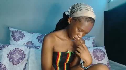 xxsexytalia28 online show from January 11, 7:52 pm