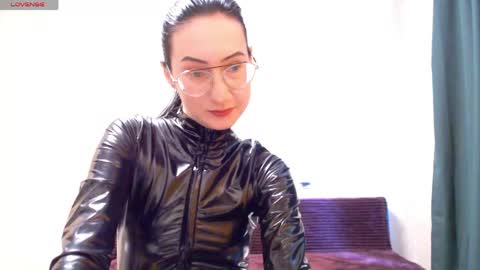 Andariel online show from June 4, 7:35 am