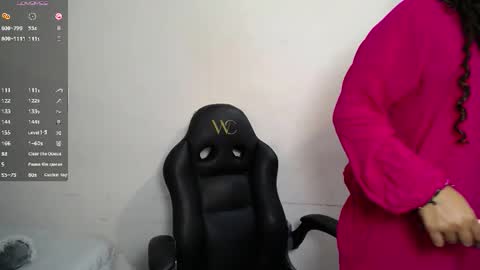 yazhini online show from February 21, 11:44 am