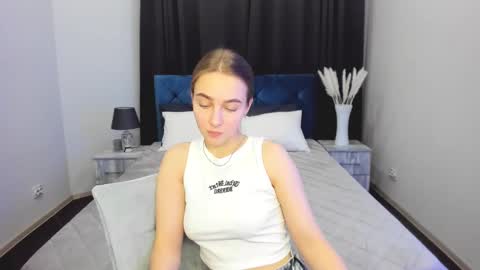 Yasmina online show from February 1, 7:13 pm