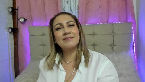 yayita online show from March 10, 2:16 pm