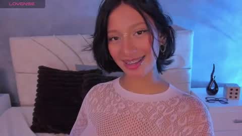 yazmin online show from June 22, 2:58 pm