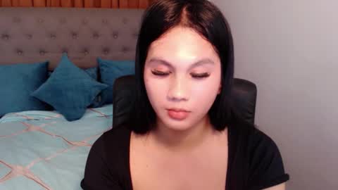 Snapshot of yen_bente chatting on October 20, 2:03 am Yen online show from October 20, 2:03 am