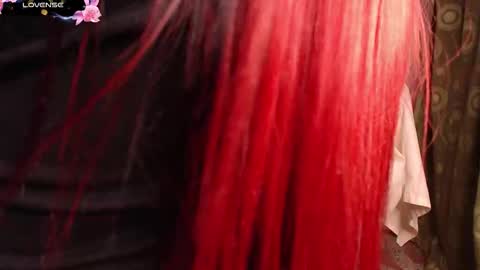 Yesi online show from September 9, 2:39 pm