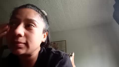 Yesi online show from March 4, 7:54 pm