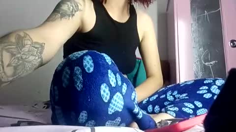 Yesika online show from March 3, 9:04 am