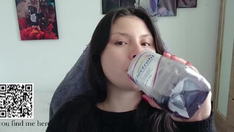 yessica_gomez01 online show from March 27, 7:36 pm