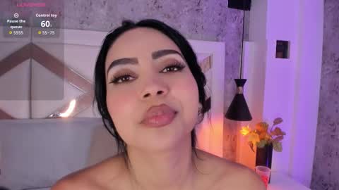Snapshot of yessica_monteiro chatting on September 26, 12:58 pm Yessica online show from September 26, 12:58 pm
