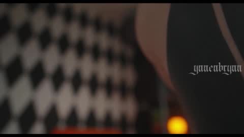 ynnenbrynn online show from February 20, 6:26 am