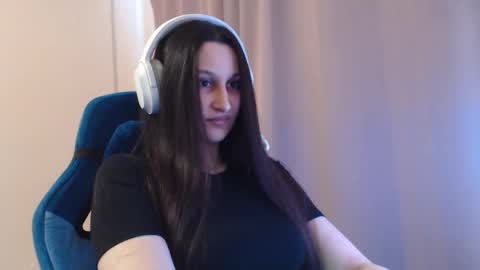 Sophie online show from March 27, 2:07 pm