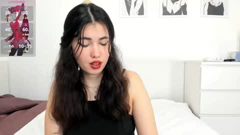 Snapshot of yooleen chatting on February 17, 3:04 am yooleen online show from February 17, 3:04 am