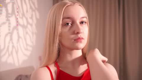 Elizabeth brunette -- Darline blonde  online show from January 16, 7:21 pm