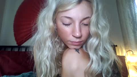 your_fav1 online show from October 8, 5:50 pm