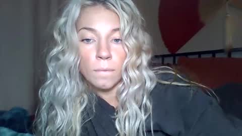 your_fav1 online show from September 24, 3:49 am