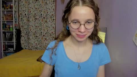 Snapshot of your_leslie chatting on September 14, 12:08 am Leslie online show from September 14, 12:08 am