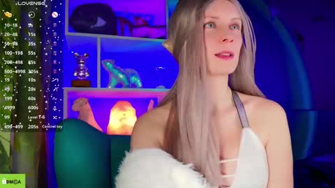 your_spring online show from February 16, 12:43 am