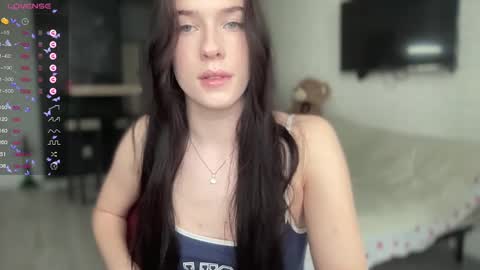 Mia  online show from February 25, 12:16 pm