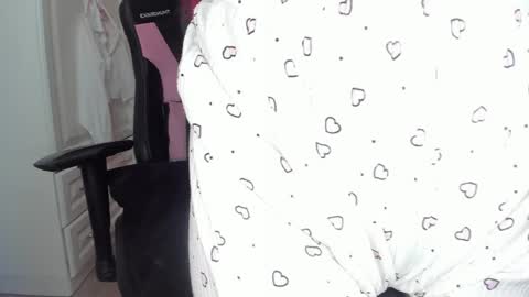 Cassie online show from April 25, 1:41 pm