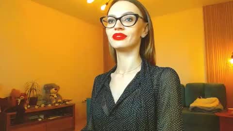 Ksyusha online show from November 24, 9:00 am