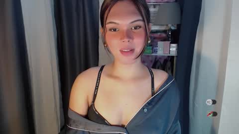 KYLIE MORE online show from March 10, 3:54 am