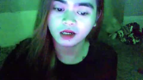 yourprincessthea online show from May 4, 6:50 am