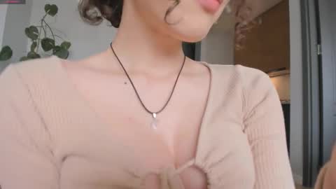 youre meyy online show from January 10, 8:19 am