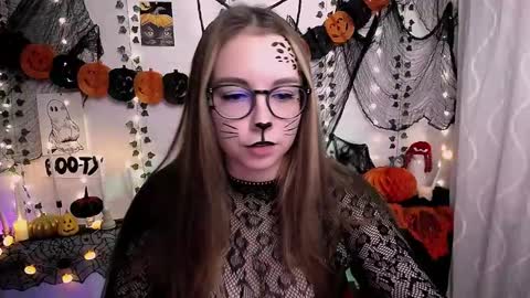 Happy online show from October 28, 9:04 am