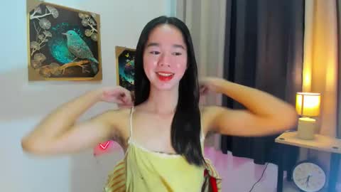 ashy online show from April 17, 10:06 am