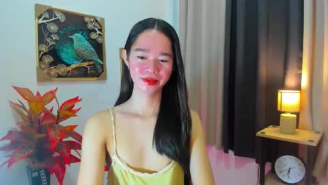 ashy online show from April 12, 11:24 am