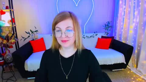 Alice online show from April 18, 9:23 am