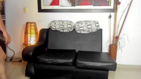 ROMY AND HER FRIENDS. Shedule 5pm to 11pm NEW YORK TIME. online show from March 4, 12:50 am