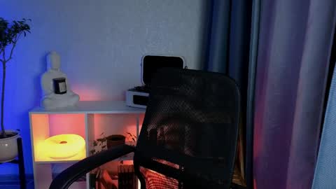 Misa online show from April 11, 7:50 pm