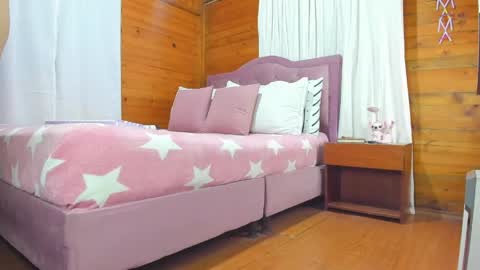 yulexa online show from May 15, 11:40 pm