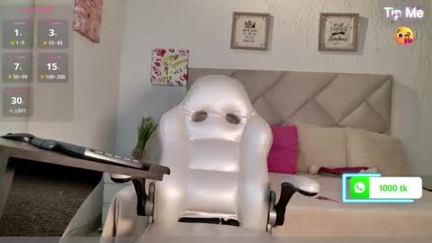 Yuliana online show from January 6, 8:23 pm