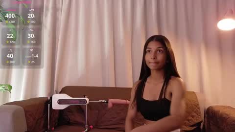 yuliethpetite online show from October 25, 11:18 am