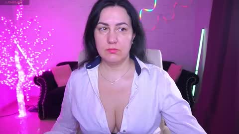 Zafiramoonn online show from February 26, 7:29 am