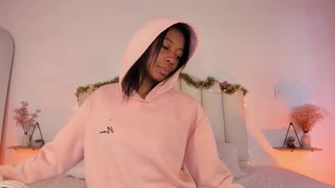 Zaira online show from December 21, 2:43 pm