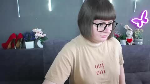 zannadreil online show from April 17, 11:12 am