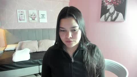 Zara Sweet  online show from June 1, 1:46 pm