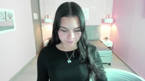 Snapshot of zara__sweet chatting on February 22, 12:40 pm Zara Sweet online show from February 22, 12:40 pm