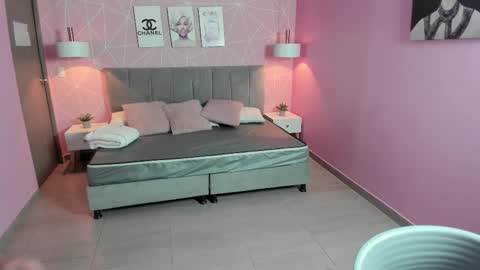 Snapshot of zara__sweet chatting on February 28, 12:31 pm Zara Sweet online show from February 28, 12:31 pm