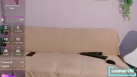 zara_fire online show from April 2, 10:51 pm