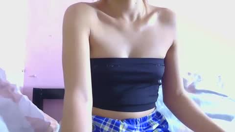 Snapshot of zara_play chatting on January 29, 7:04 am Zara3 online show from January 29, 7:04 am