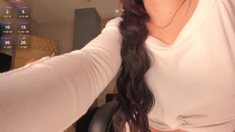 Zara  online show from March 25, 4:06 am