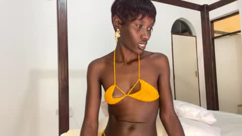 zaria_amara online show from June 24, 7:13 pm