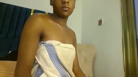 zariah online show from February 15, 7:13 pm