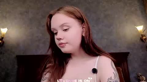 Emilia online show from June 25, 2:11 am