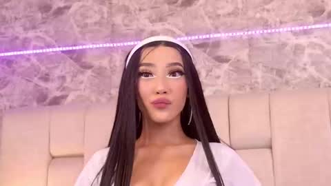 Zendaya online show from March 6, 9:42 pm